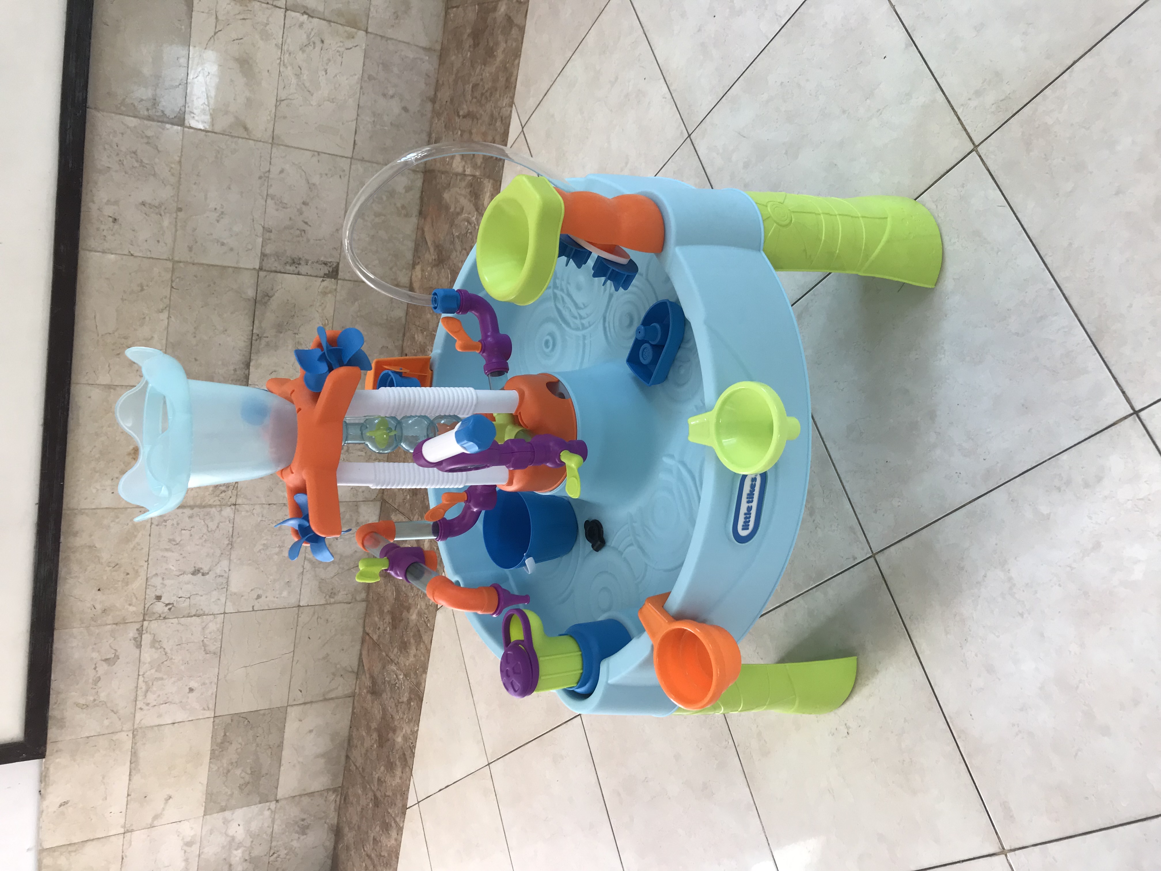 LITLLE TIKES WATER